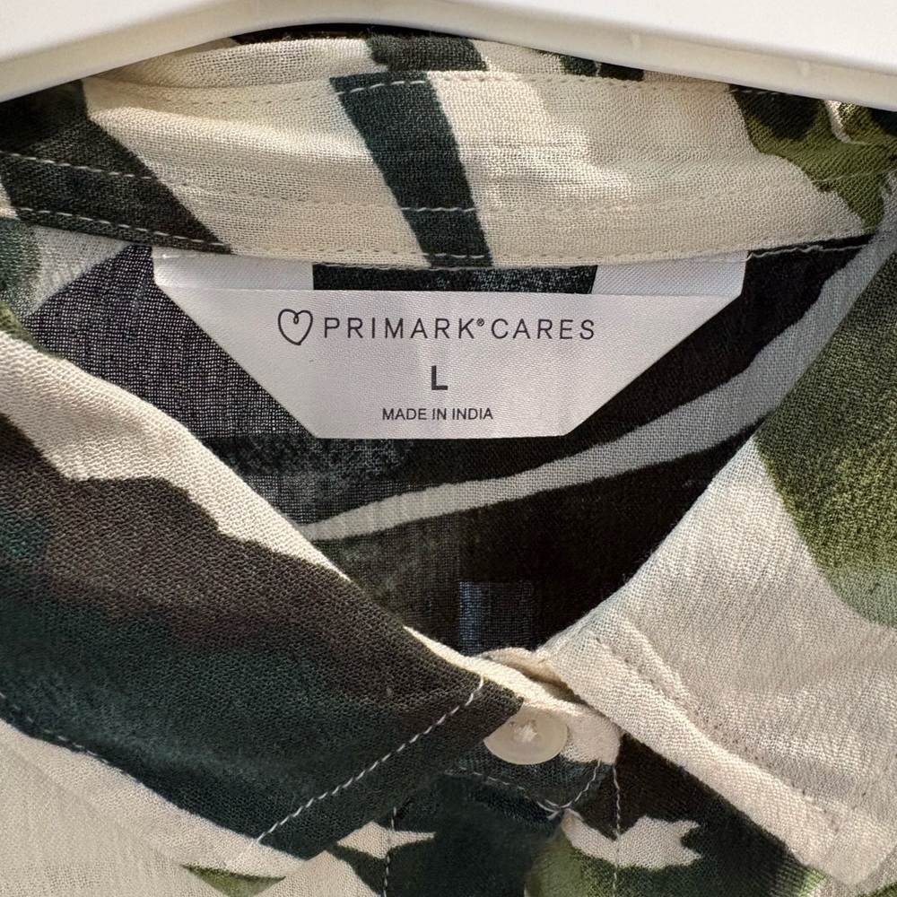 Primark Green and White Tropical Print Button-Up Blouse - Picture 2 of 3
